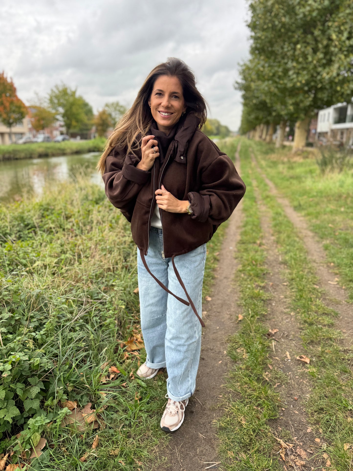 Joy Jas Staph By Night